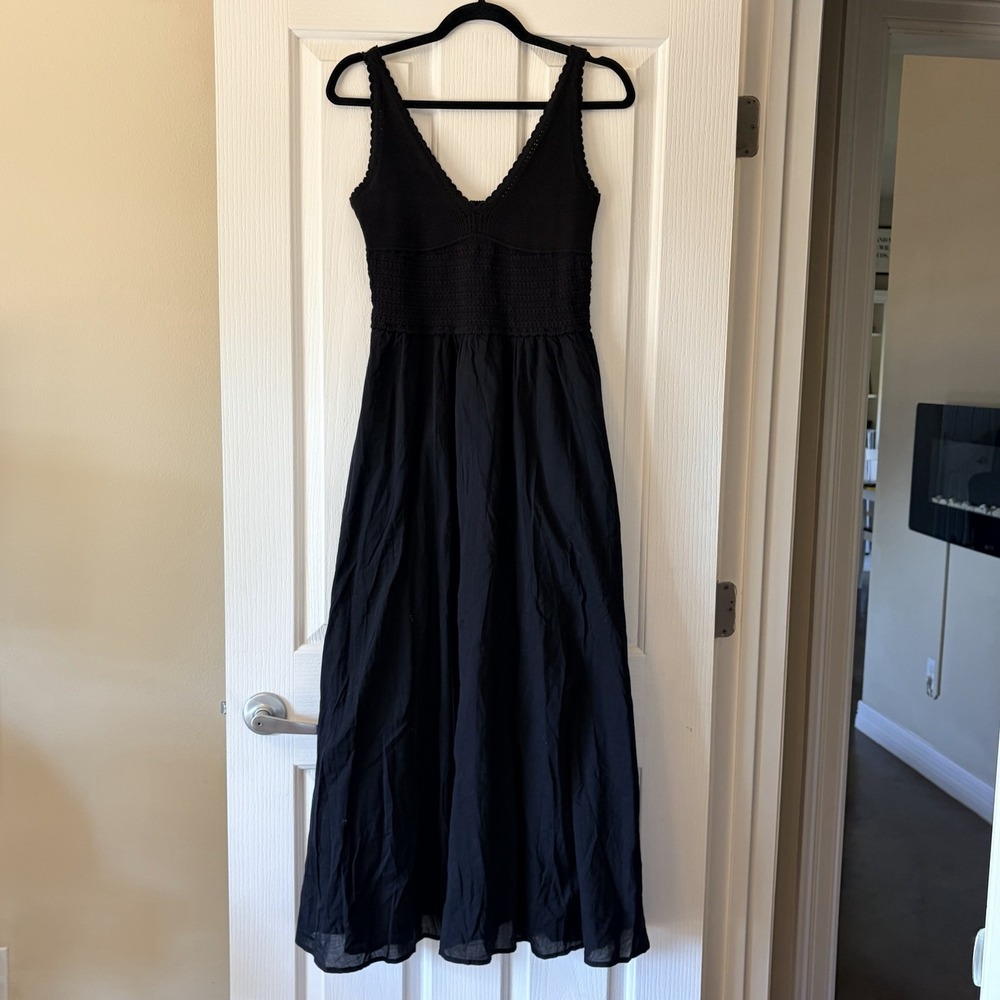 Gap Classic Black Mixed Media Vneck Knit Bodice Maxi Dress Womens Small NEW NWT